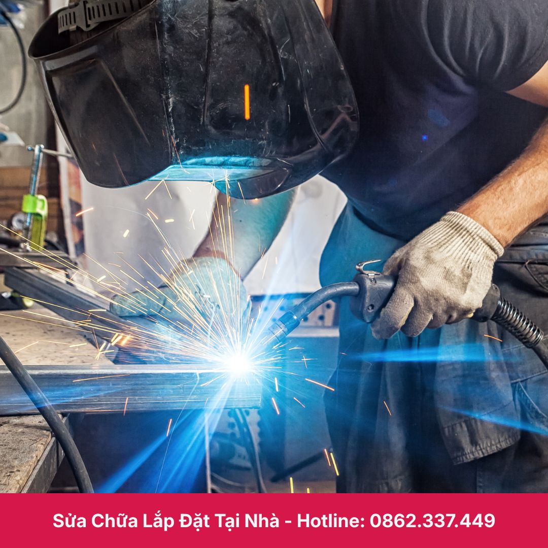 Hàn sắt theo yêu cầu