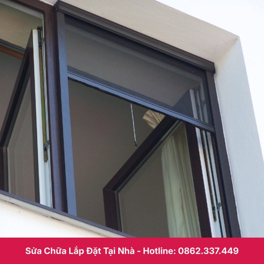 lưới inox chống muỗi cuốn